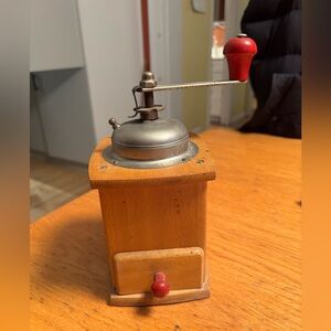 Vintage West Germany Manual Coffee Grinder – Rustic Charm